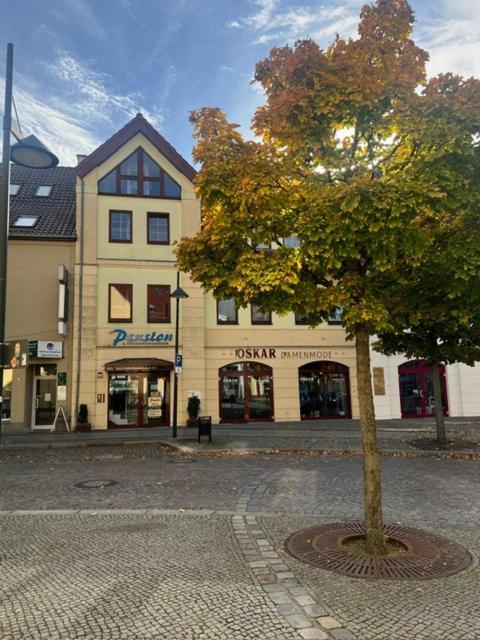 Pension Am Markt Lubben Exterior photo